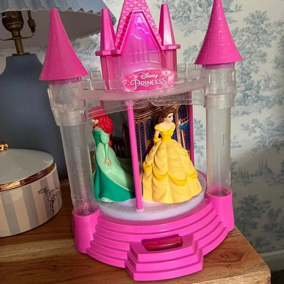 Disney Princess Light & Sound Musical Carousel toy castle Belle Cinderella Ariel - Picture 4 of 6